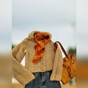 Vintage Chunky Knit Oatmeal Wool Cardigan Cropped Toggle Closure
